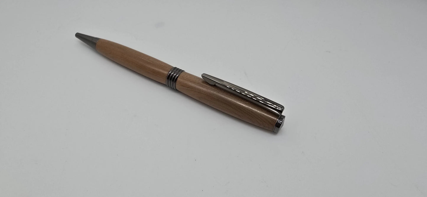 English fenlands Bog Yew twist pen