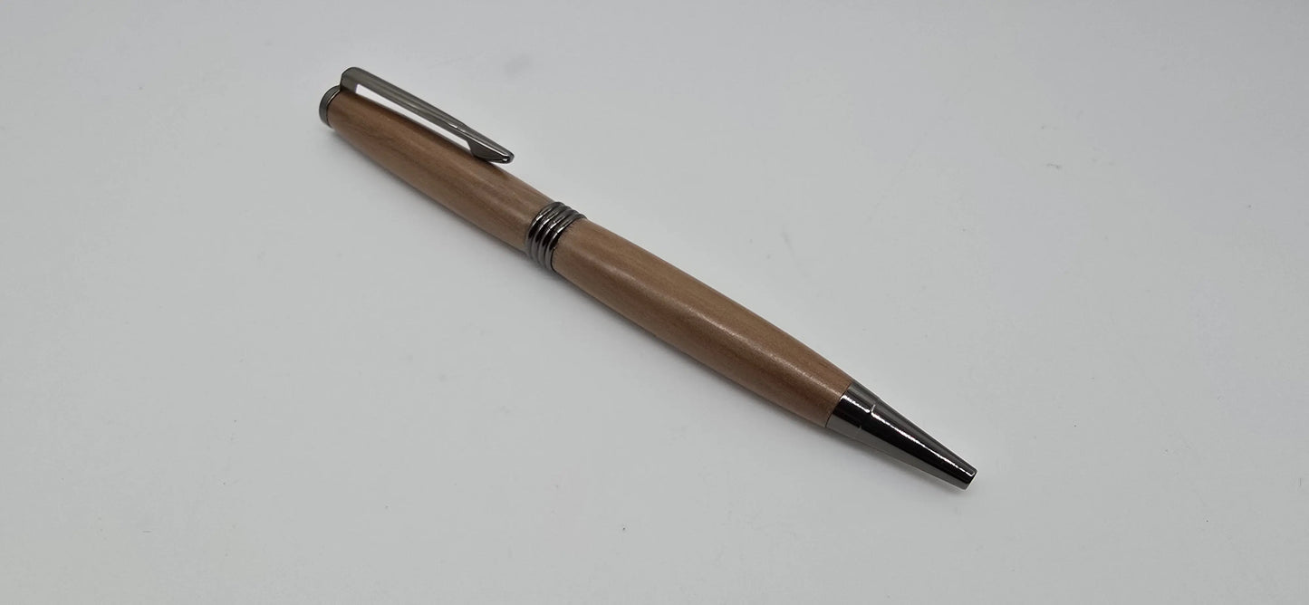 English fenlands Bog Yew twist pen