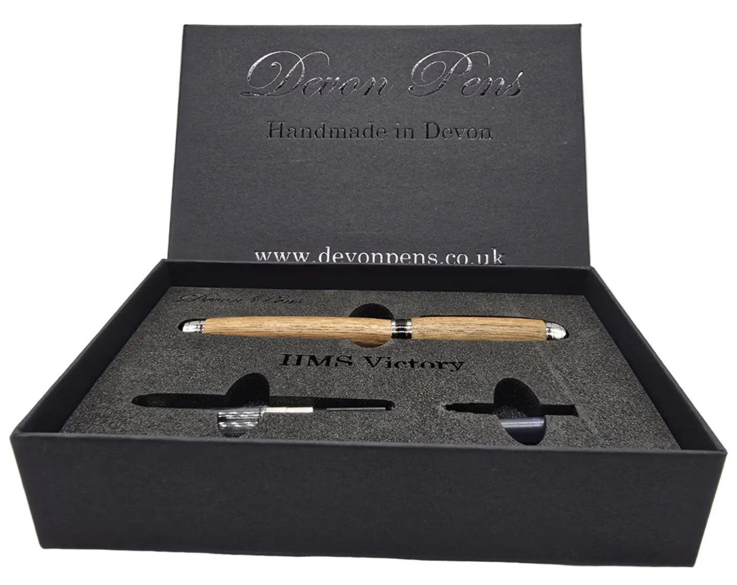 HMS Victory Teak Fountain pen - Black titanium 