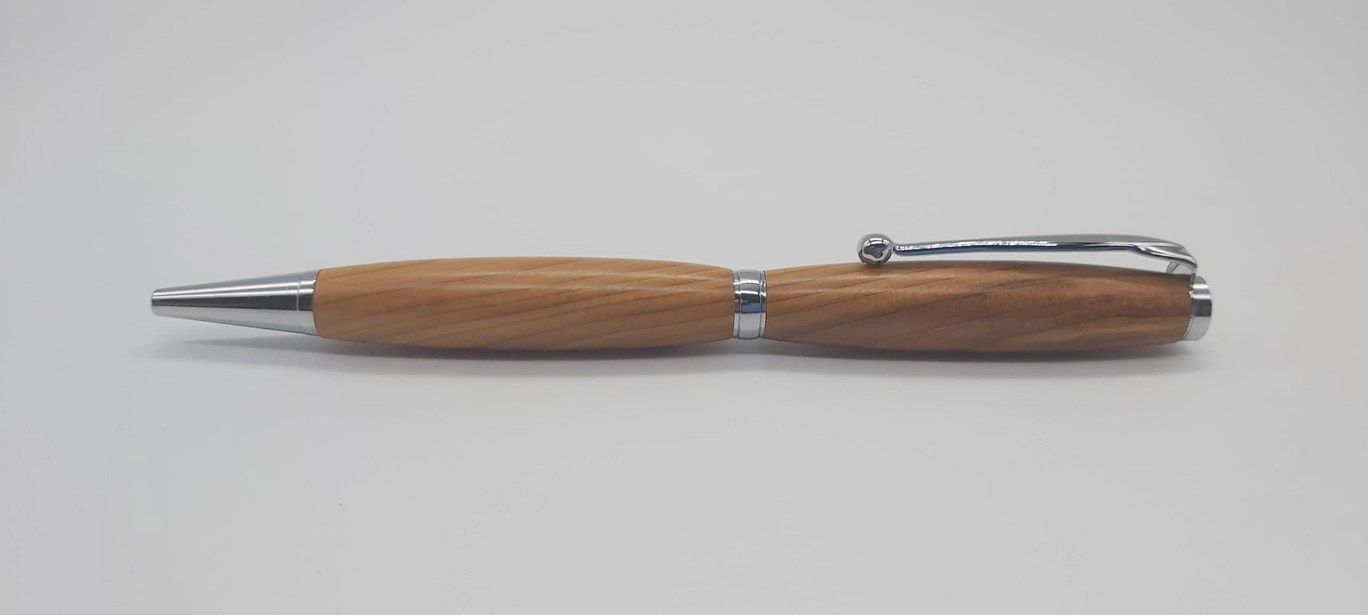 DArtmoor Elm ballpoint pen - Chrome DevonPens