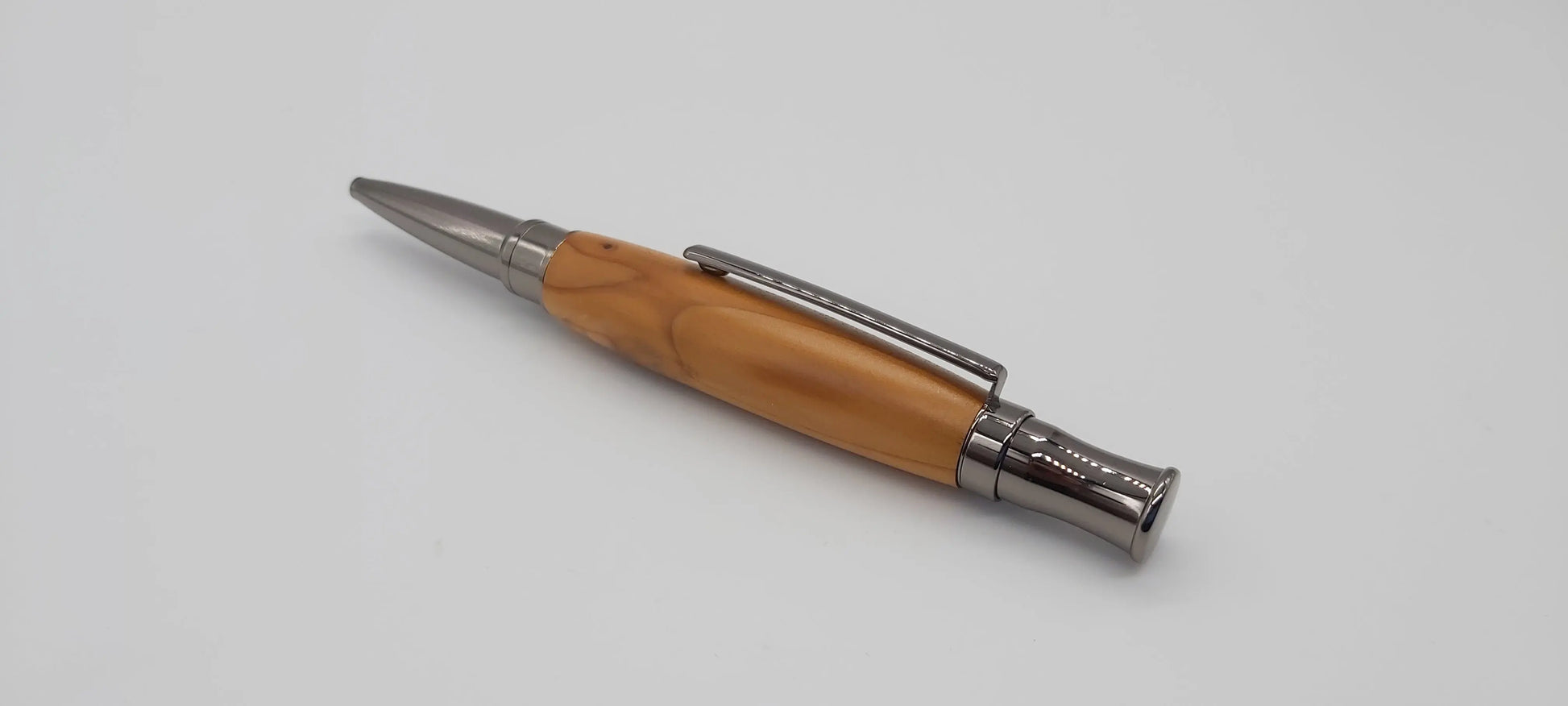 Dartmoor Elm ballpoint pen - Gunmetal coloured fittings DevonPens