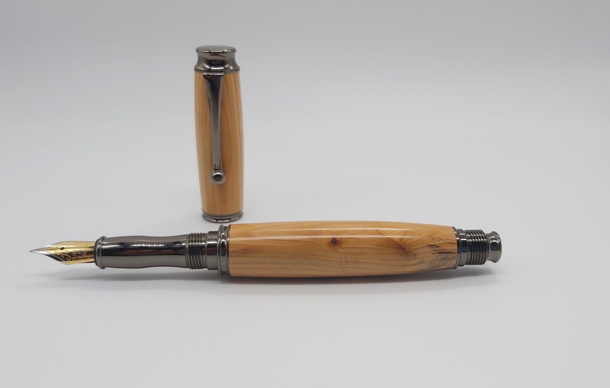 Fountain pen in Yew from National trust property Stourhead DevonPens