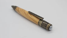 Ballpoint pen in Bethlehem Olive wood DevonPens
