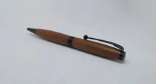 Ballpoint pen in Cuban Mahogany DevonPens