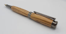Bethlehem Olive wood Fountain pen. DevonPens