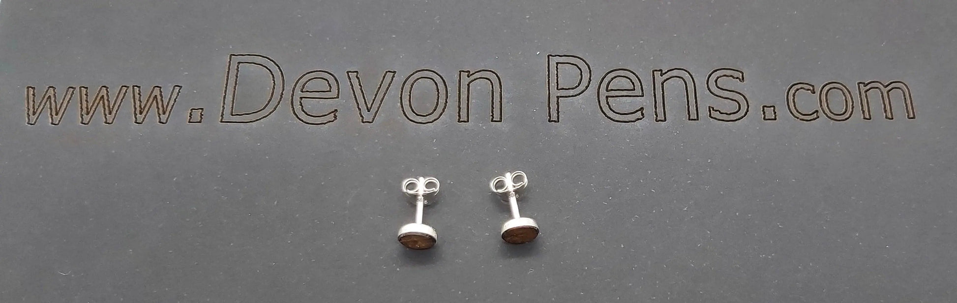 Earrings - sterling Silver earrings with Oak from HMS Victory DevonPens