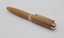 GWR Fountain pen - A fountain pen in Oak taken from GWR 169 rail carriage DevonPens